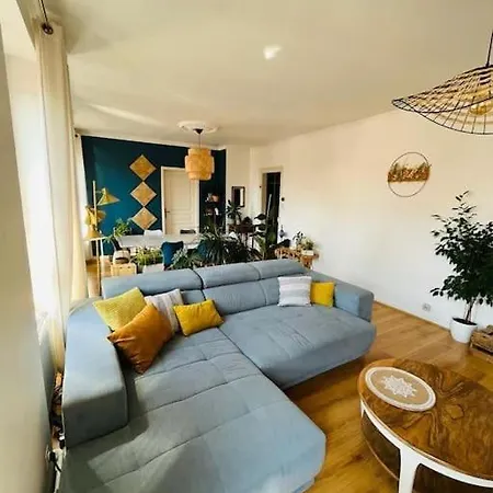 Apartment 4 Centre 1 Parking *