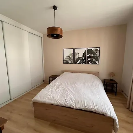 4 Centre 1 Parking Apartment